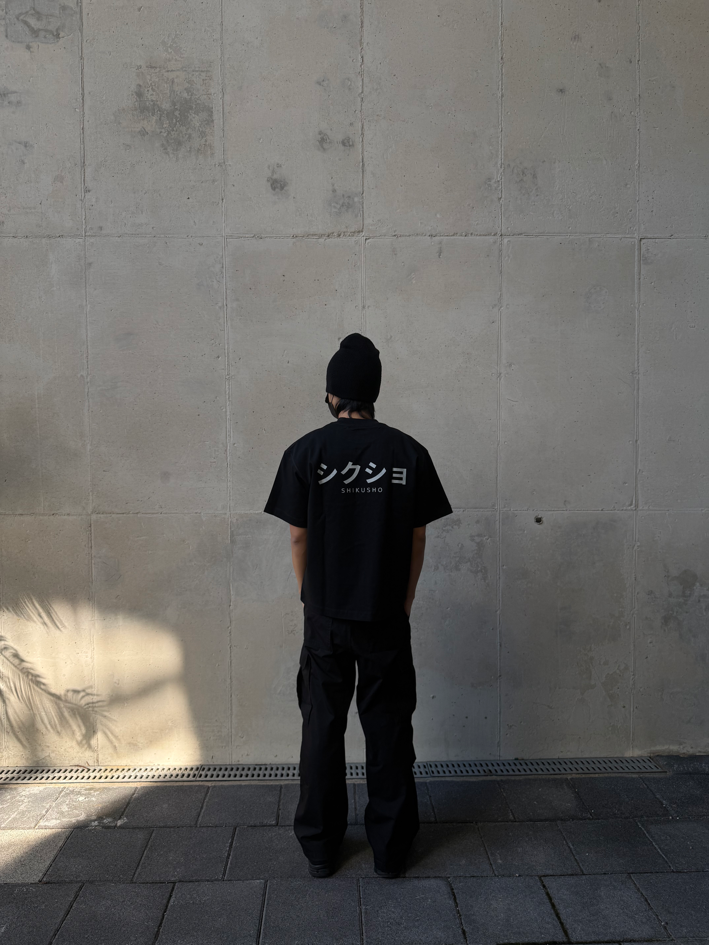 シクショ : SHIKUSHO // OVERSIZED ORIGIN T-SHIRT